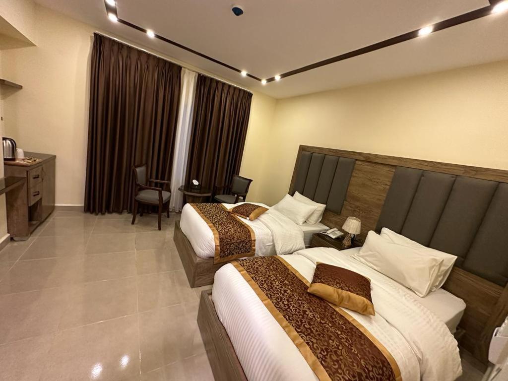 Shaqilath Hotel Wadi Musa Ngoại thất bức ảnh